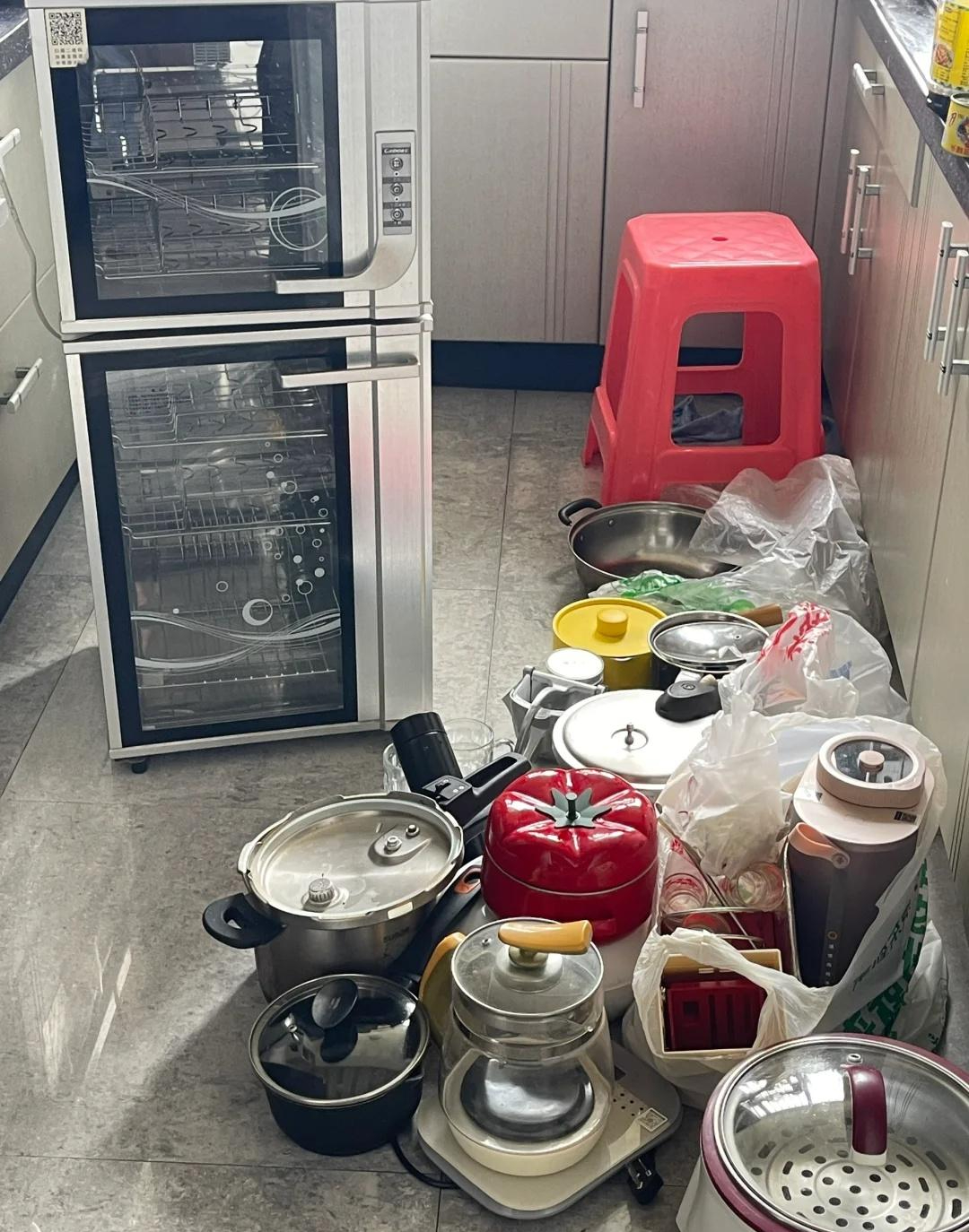 38 tuổi, tôi bắt đầu nhận ra: Phần lớn việc nhà là do chính mình tự rước về- Ảnh 3.