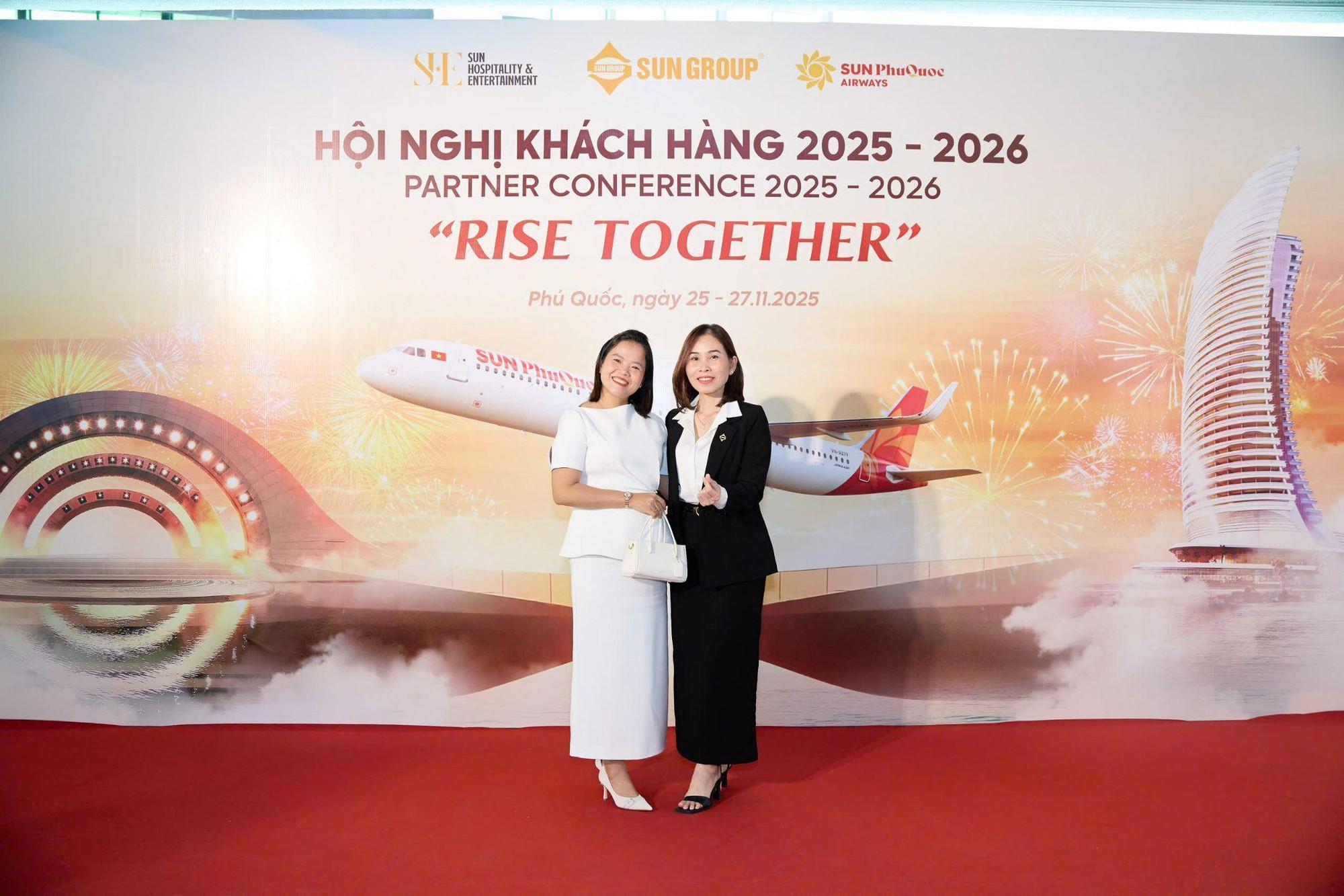 Ngọc Thạch Travel được Sun Group vinh danh "Đối tác xuất sắc 2025 tại Sun World Bà Nà Hills"- Ảnh 1. Ngọc Thạch Travel được Sun Group vinh danh "Đối tác xuất sắc 2025 tại Sun World Bà Nà Hills"- Ảnh 1.