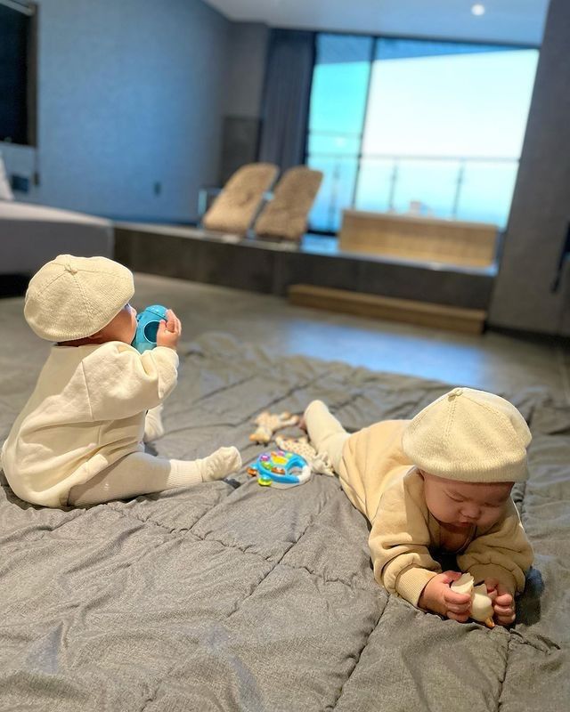 Mẹ "lắm lời" thì con nói năng tốt hơn?
- Ảnh 4.