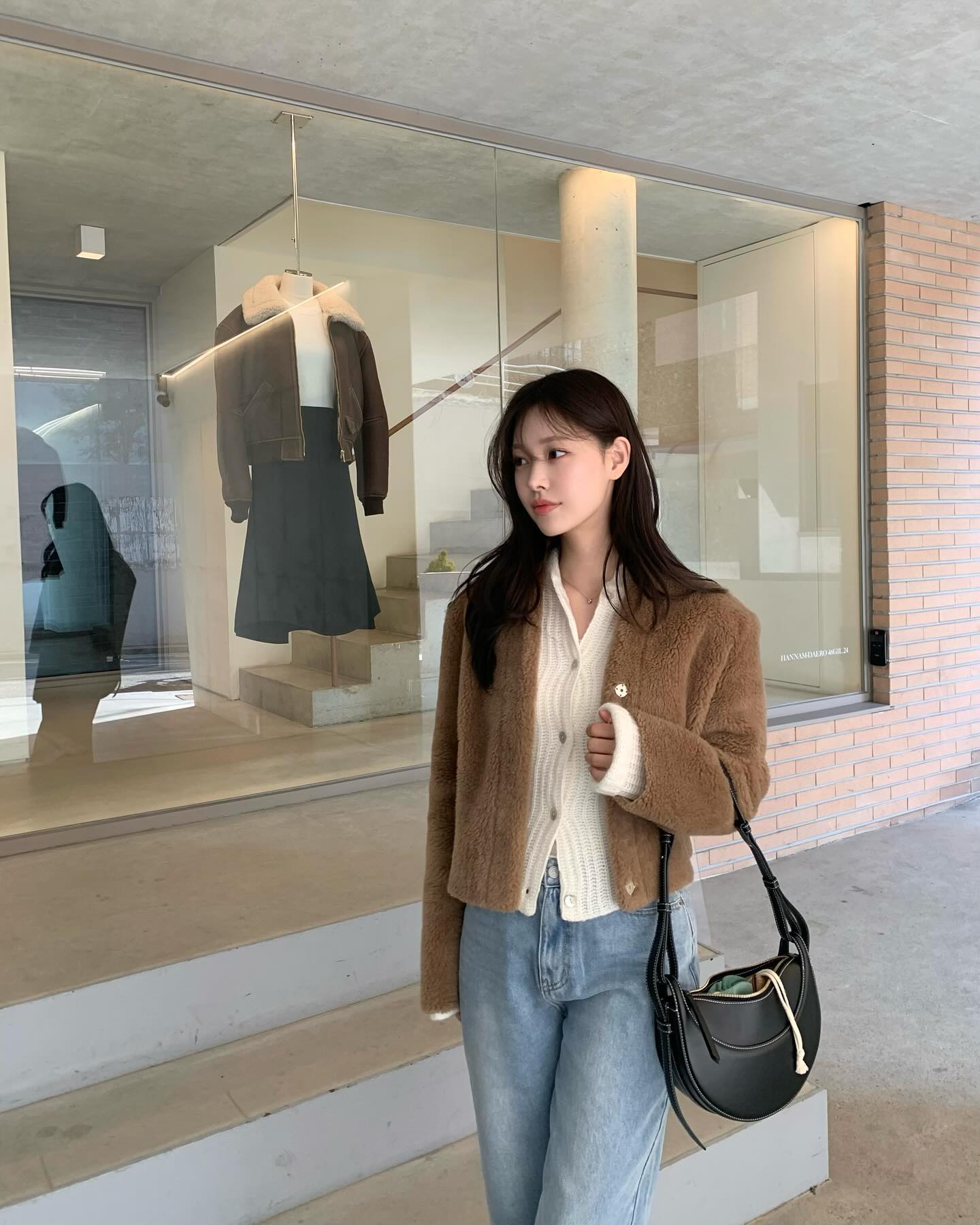 Mẫu áo len được mặc nhiều nhất hiện tại: Hợp mọi dáng người, ai diện cũng thành nàng thơ- Ảnh 4.