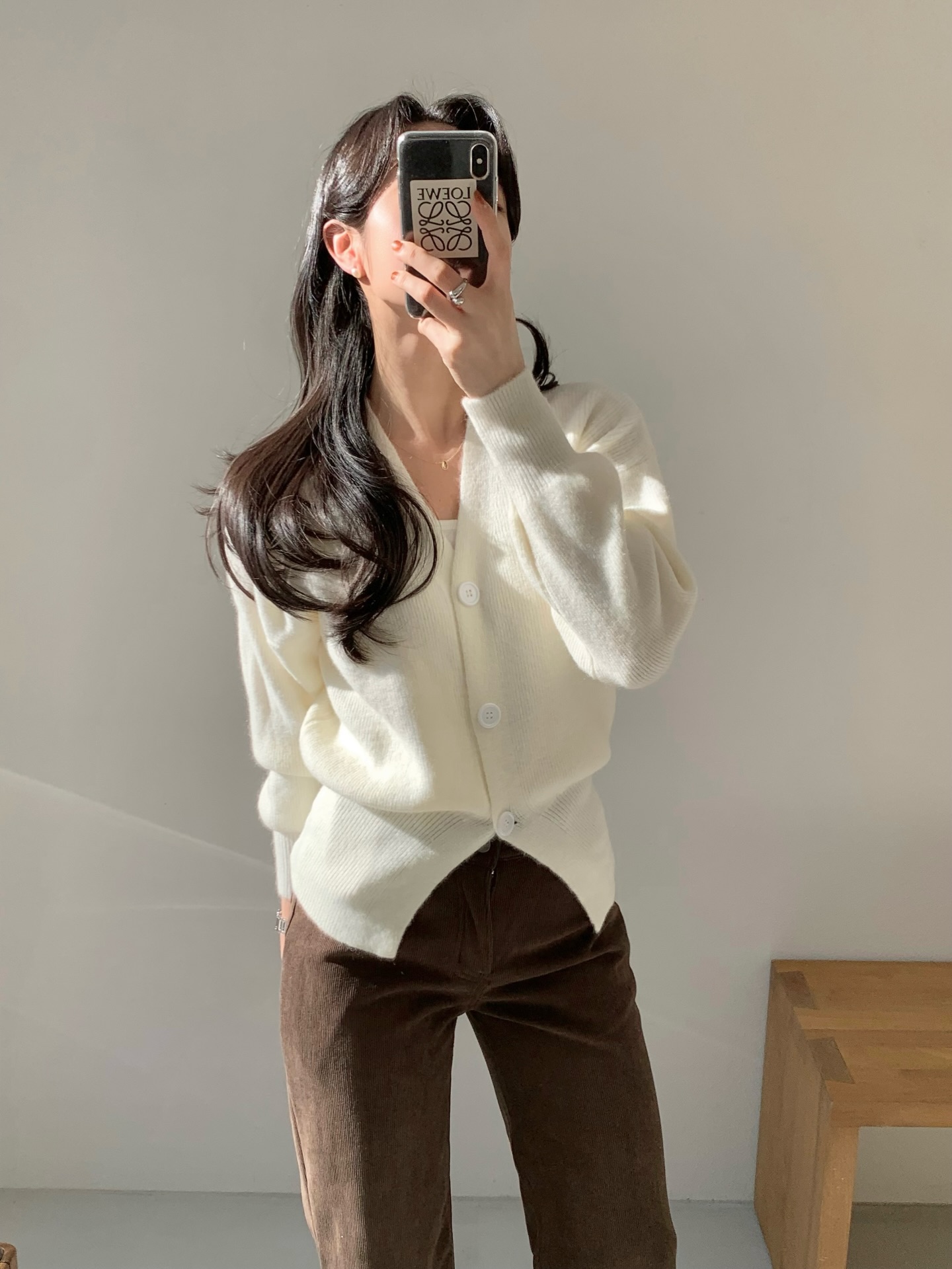 Mẫu áo len được mặc nhiều nhất hiện tại: Hợp mọi dáng người, ai diện cũng thành nàng thơ- Ảnh 5.