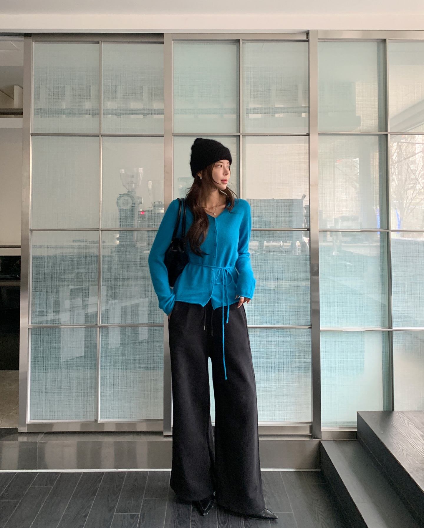 Mẫu áo len được mặc nhiều nhất hiện tại: Hợp mọi dáng người, ai diện cũng thành nàng thơ- Ảnh 9.