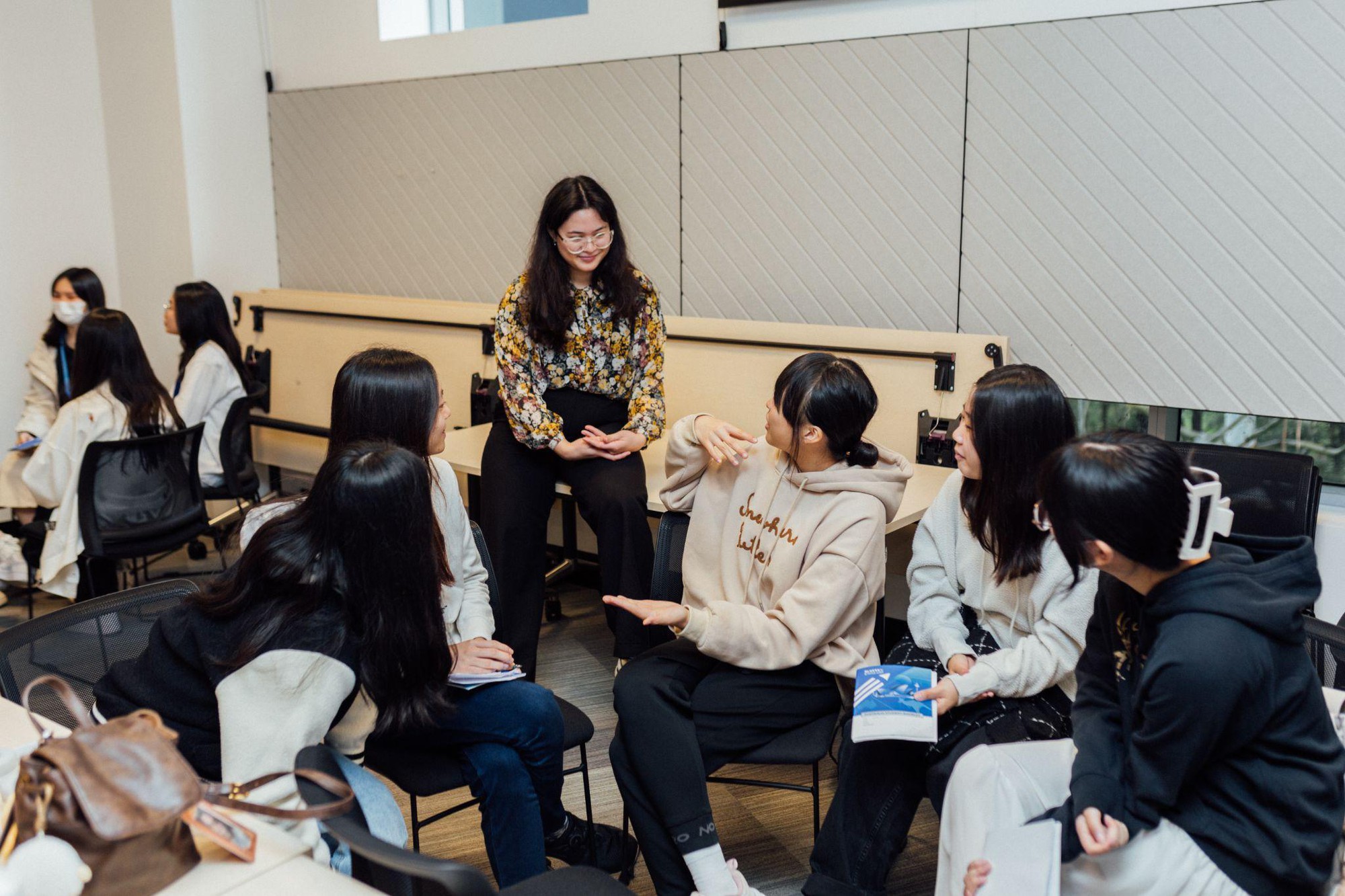 VN Education và hành trình đồng hành cùng học sinh Việt trong đào tạo và du học Singapore, Úc- Ảnh 1.