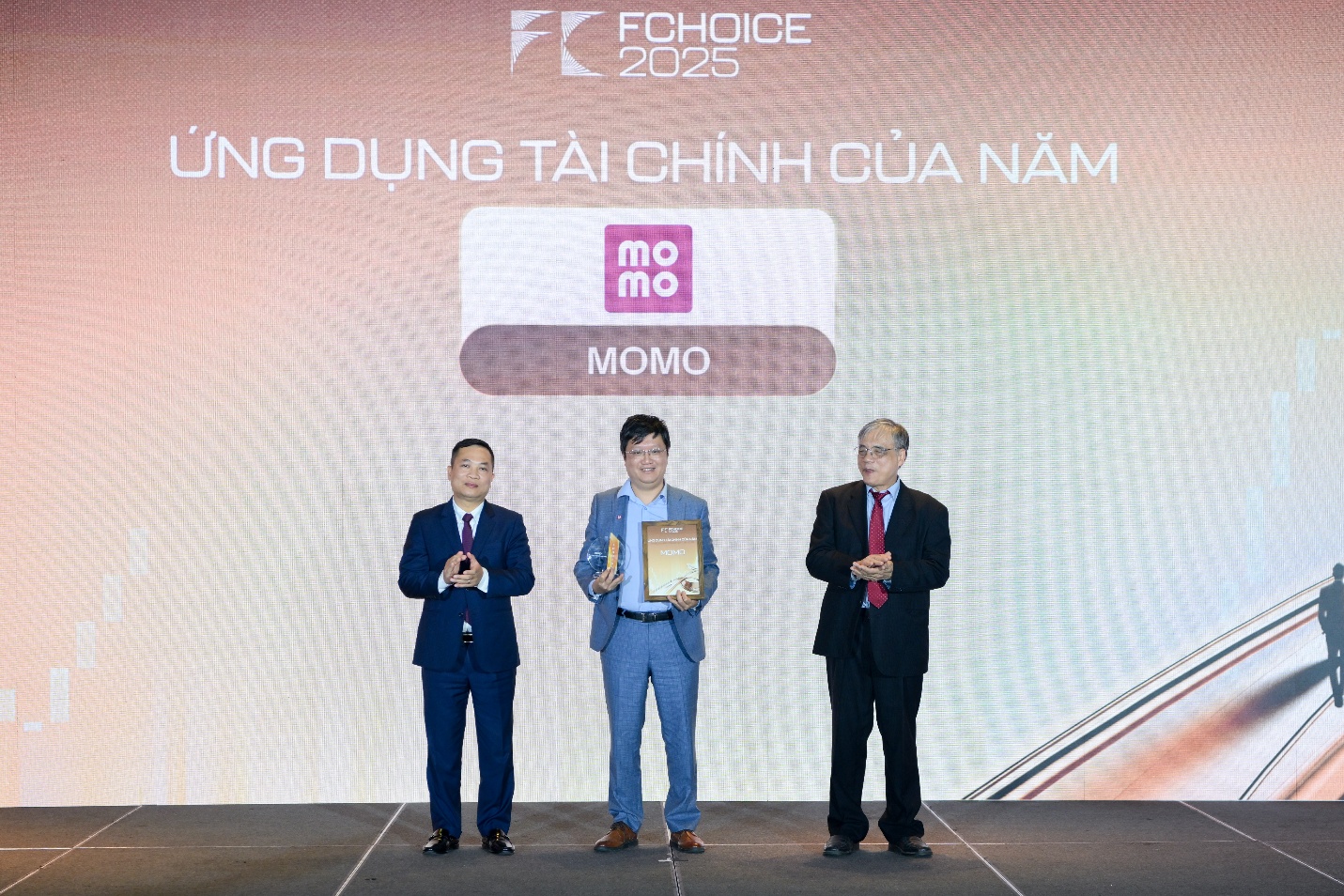 MoMo hai lần liên tiếp được xướng tên là Ứng dụng tài chính xuất sắc- Ảnh 3.