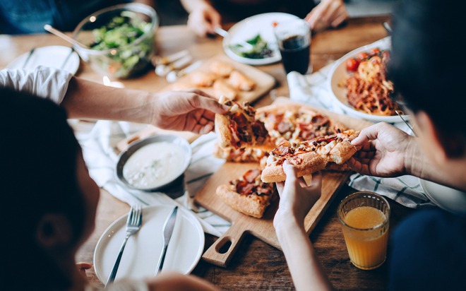 Bí kíp ăn ngon nửa giá, mở tiệc cả tuần cho dân văn phòng- Ảnh 1.