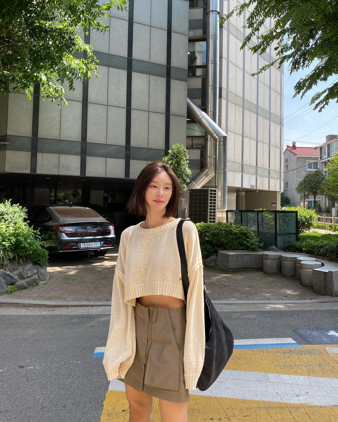 Nữ diễn viên gần 40 tuổi vẫn đóng phim ngôn tình rất "ngọt", style ngoài đời mới là trẻ trung xuất sắc- Ảnh 8.