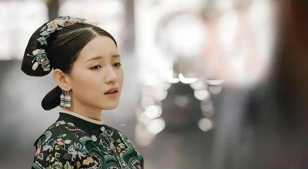 Hậu cung nhà Thanh từng có chuyện lạ: Bà và cháu cùng gả cho hoàng đế Càn Long, số phận rẽ hai ngả- Ảnh 3.