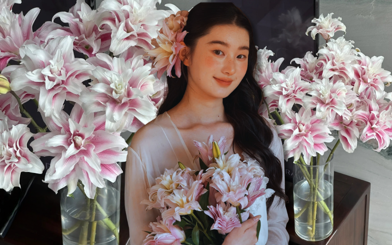 Cắm bình hoa bách hợp Isabella 