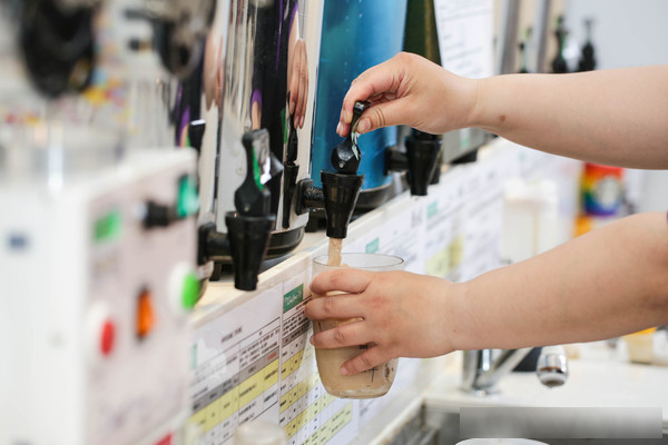 Nữ nhân viên văn phòng suy thận giai đoạn cuối: Trước uống loại nước này 2 lần mỗi ngày, giờ chạy thận 3 lần/tuần- Ảnh 1.