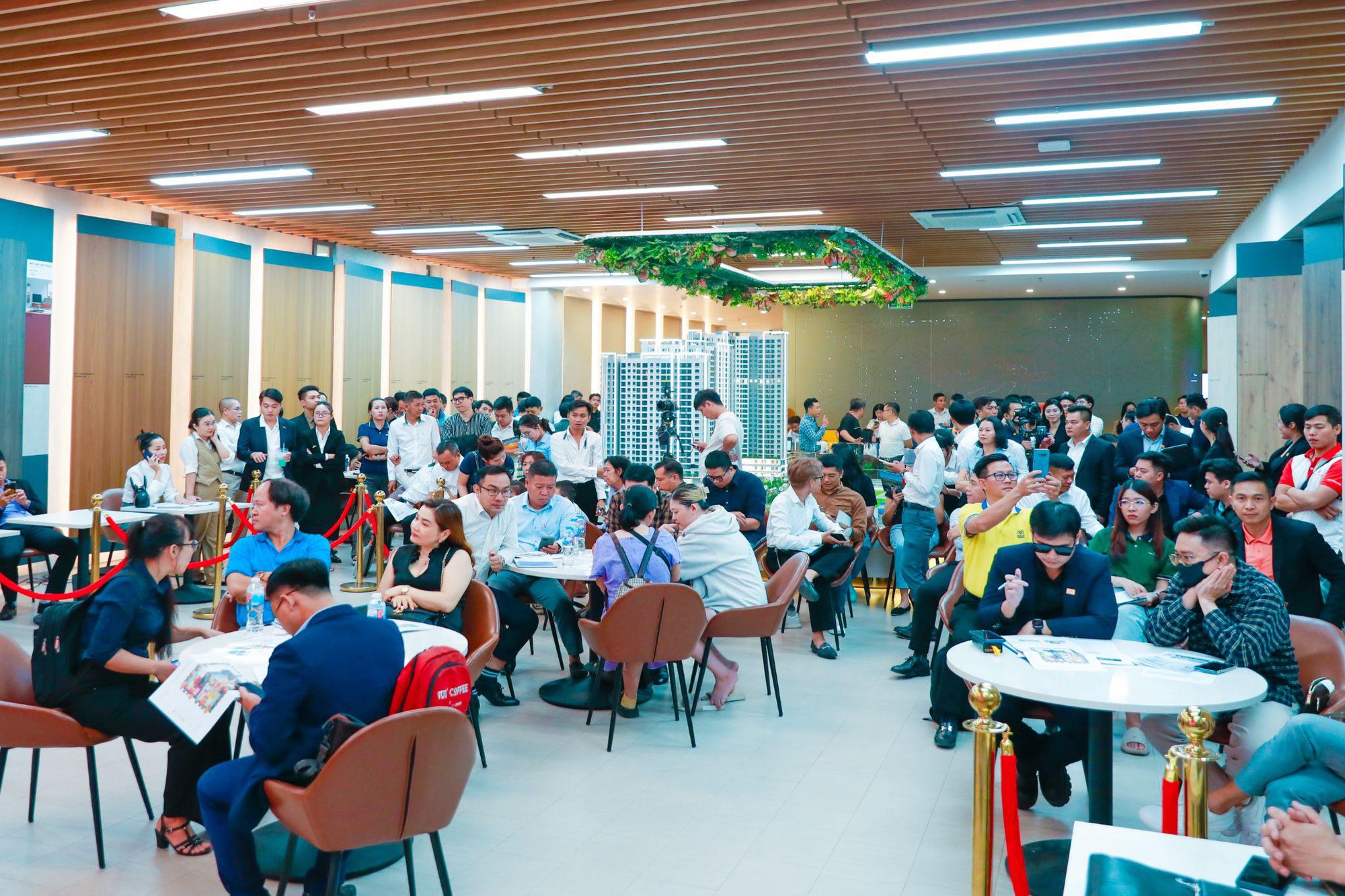 Vì sao kiều bào và người nước ngoài ngày càng muốn sở hữu nhà tại Việt Nam?- Ảnh 1.