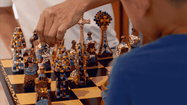 Con cái ra riêng, cặp vợ chồng trung niên bỏ 35 tỷ cải tạo nhà thành viện dưỡng lão tại gia cho chính mình- Ảnh 21.