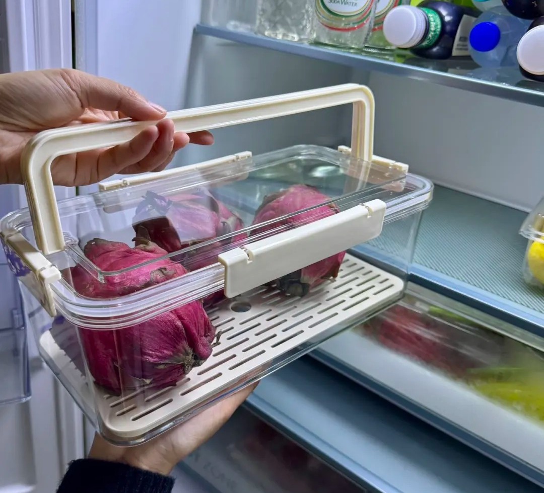 Nhìn mẹ chồng mua sắm, tôi nhận ra: Mình đã đốt tiền cho hàng loạt món trông thì "thông minh" nhưng dùng dở vô cùng- Ảnh 2.