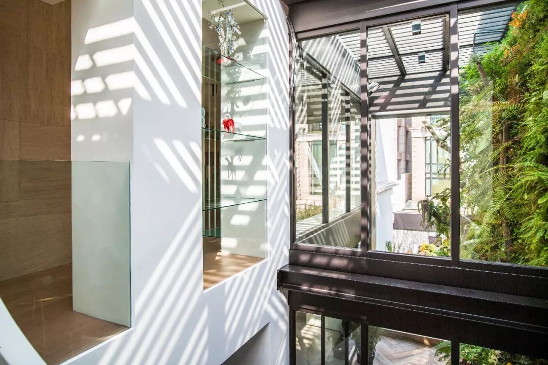 Con cái ra riêng, cặp vợ chồng trung niên bỏ 35 tỷ cải tạo nhà thành viện dưỡng lão tại gia cho chính mình- Ảnh 15.