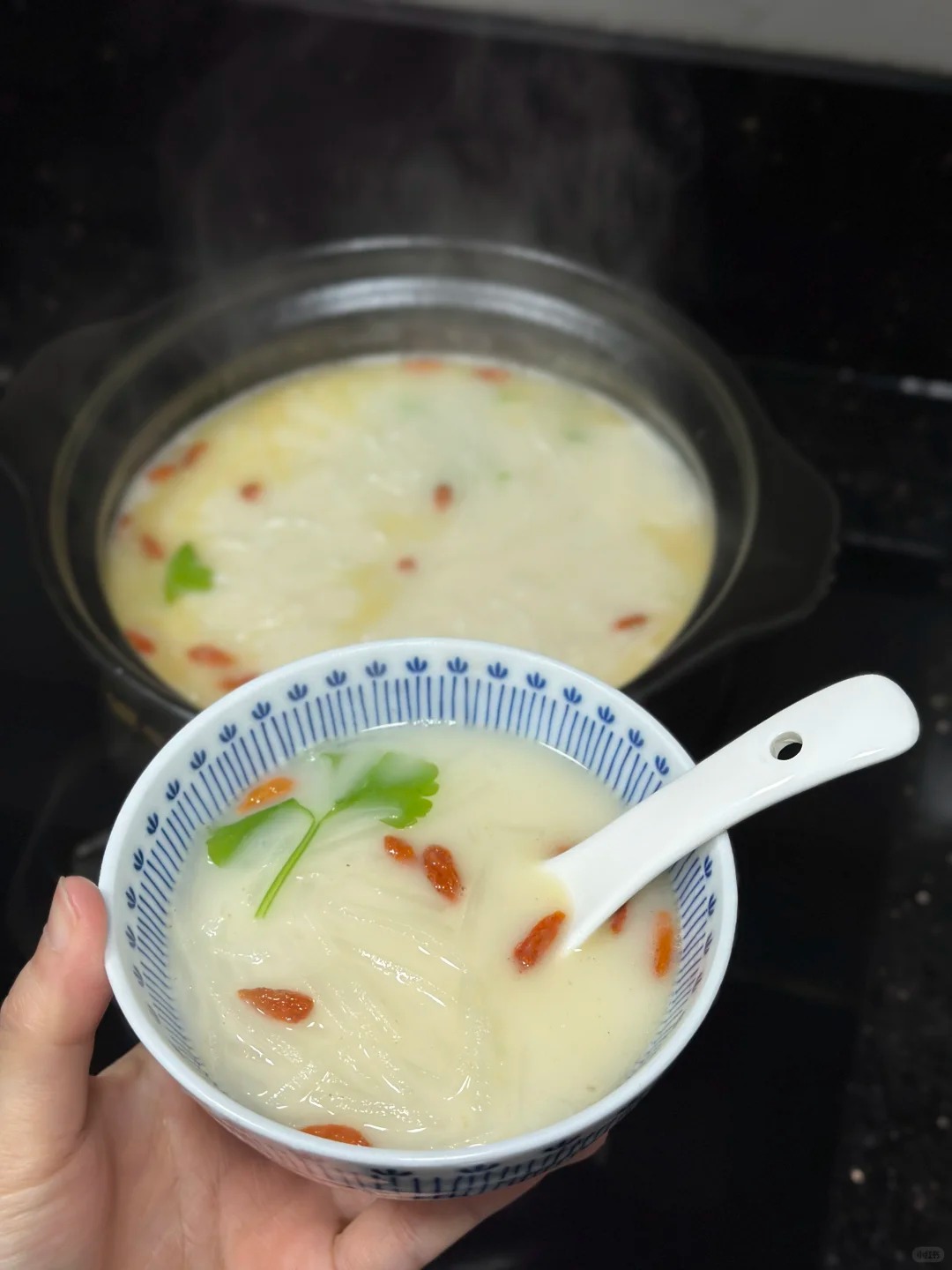 Bí quyết làm món "sữa trắng" từ cá diếc và củ cải: Thuốc bổ cho dạ dày, cả nhà tấm tắc khen ngon- Ảnh 11.