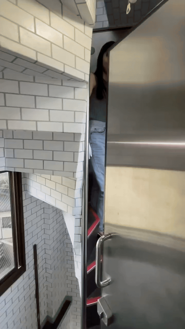 Cận cảnh nhà siêu mỏng gây ám ảnh nhất nước Nhật- Ảnh 7.