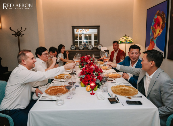 Khai mở hương vị Tết với những lựa chọn vang tết tinh tế từ RED APRON- Ảnh 2.