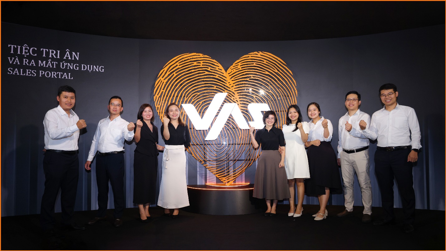 VAS Sales Portal – Khi tương lai được chạm bằng niềm tin và khát vọng- Ảnh 2.