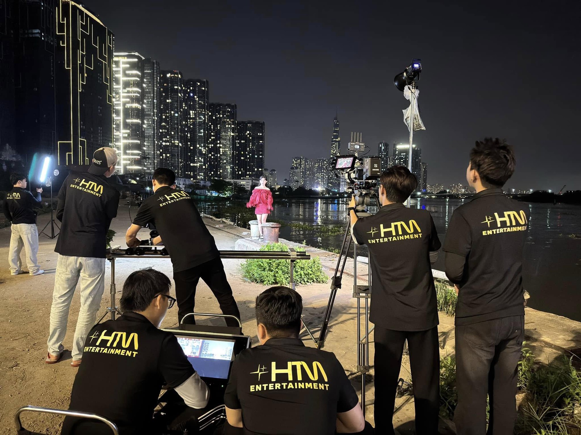 Chiến lược quản trị giúp nghệ sĩ bứt phá- Ảnh 2.