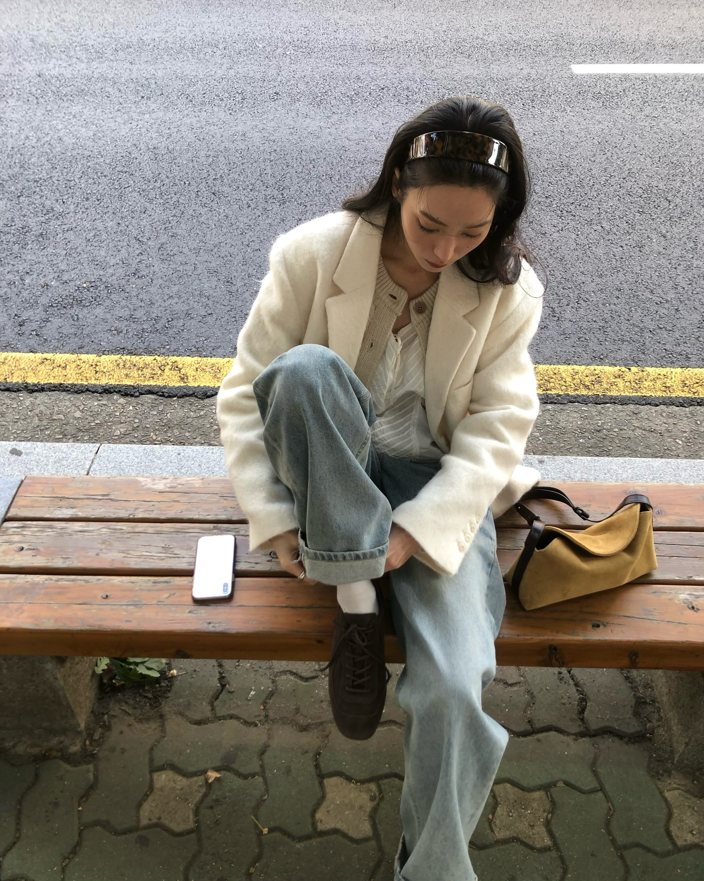 Lý do phụ nữ ở mọi độ tuổi nên mặc đồ sáng màu thường xuyên hơn- Ảnh 8.