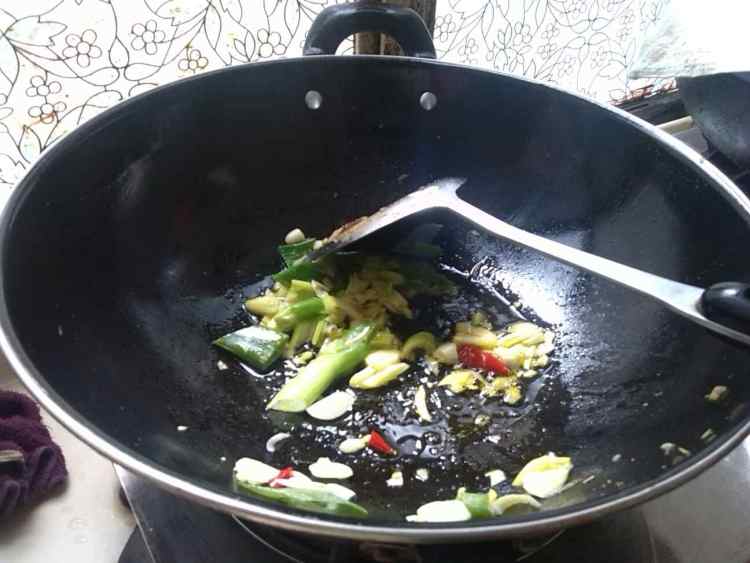 Nấu gì vào bữa tối sau khi tan làm? 10 món ăn đơn giản, dễ làm lại rất ngon cứ nấu là "ăn sạch đĩa"- Ảnh 9.