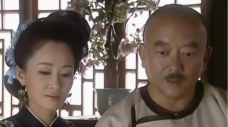 Lạ đời như Hòa Thân: Chỉ thích phụ nữ đã qua một đời chồng, dám giành cả mỹ nhân bên cạnh Càn Long- Ảnh 3.