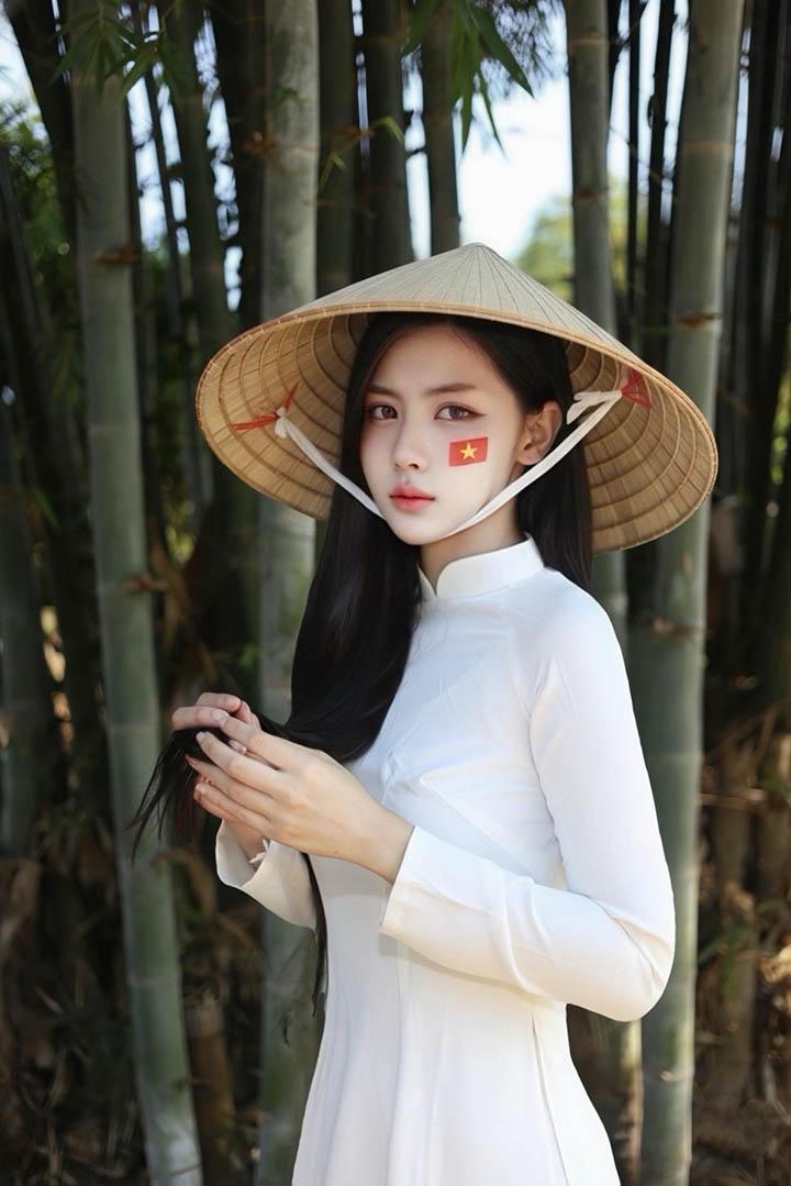 Thấy đội nhà bị loại, hot girl Thái mặc luôn áo cờ đỏ sao vàng cổ vũ Việt Nam- Ảnh 8.