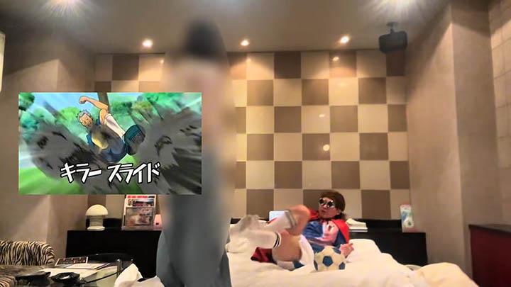 Độc lạ Nhật Bản: Otaku thuê hot girl vào khách sạn để cosplay chơi game- Ảnh 4.