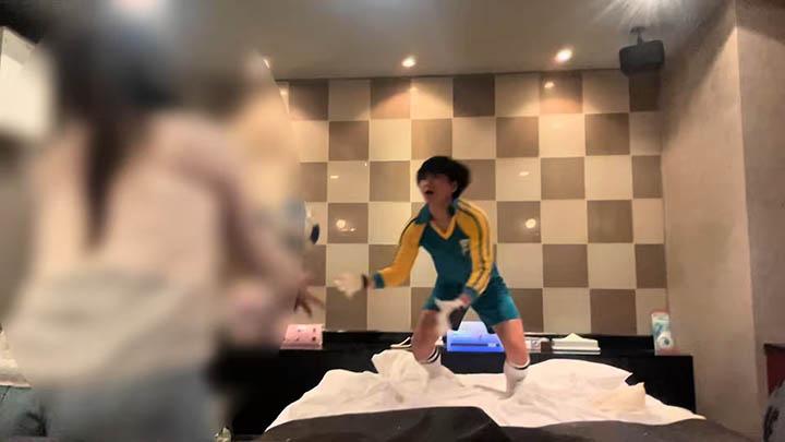 Độc lạ Nhật Bản: Otaku thuê hot girl vào khách sạn để cosplay chơi game- Ảnh 5.