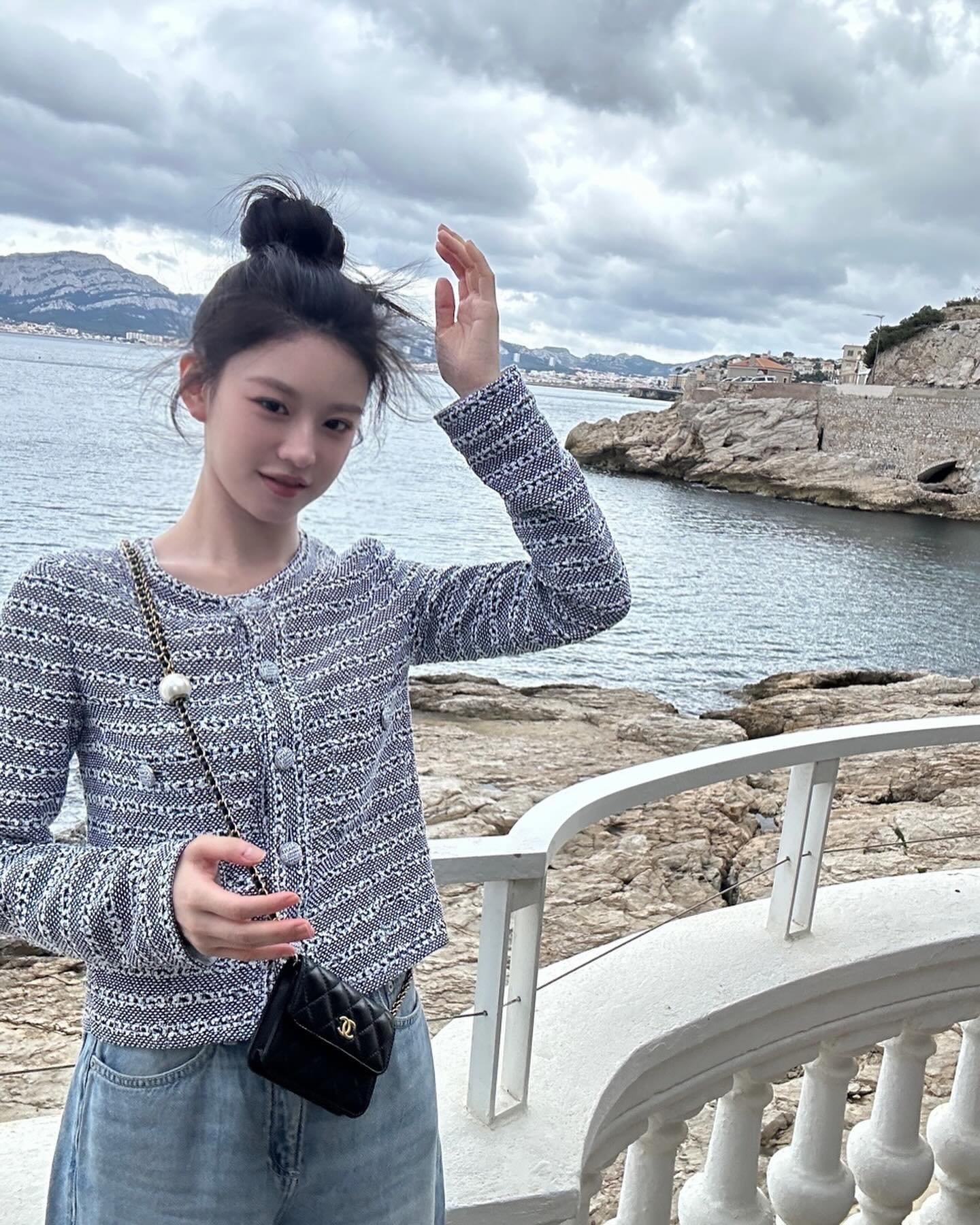 Khắp nơi đang nói về một nữ chính phim Hàn đẹp lộng lẫy siêu thực, nhưng lại chỉ thích mặc đồ tối giản- Ảnh 9.