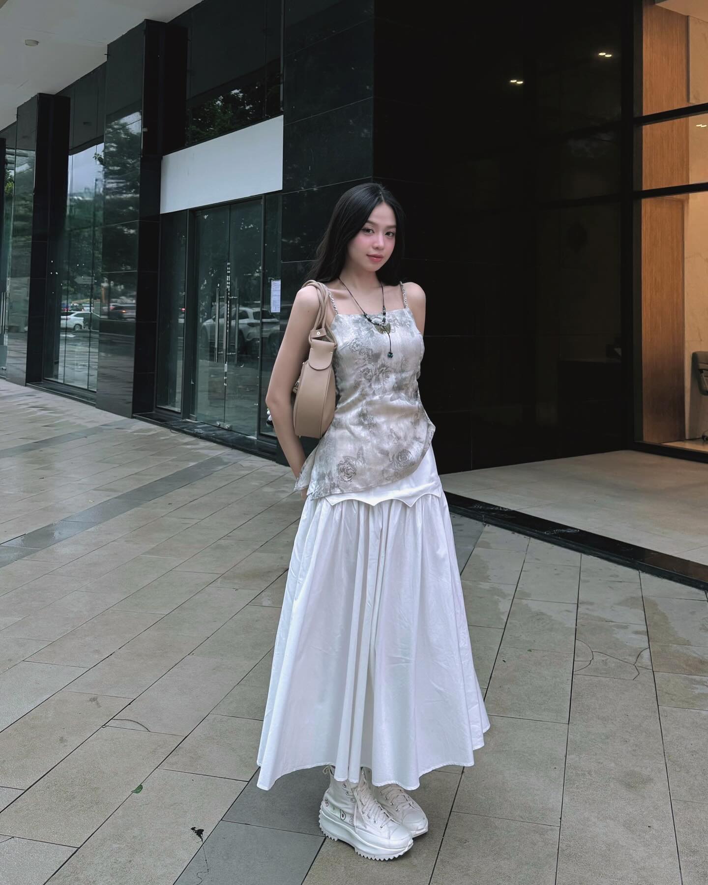 Ngắm style nữ tính của Hoa hậu Thanh Thủy mà xiêu lòng- Ảnh 8.