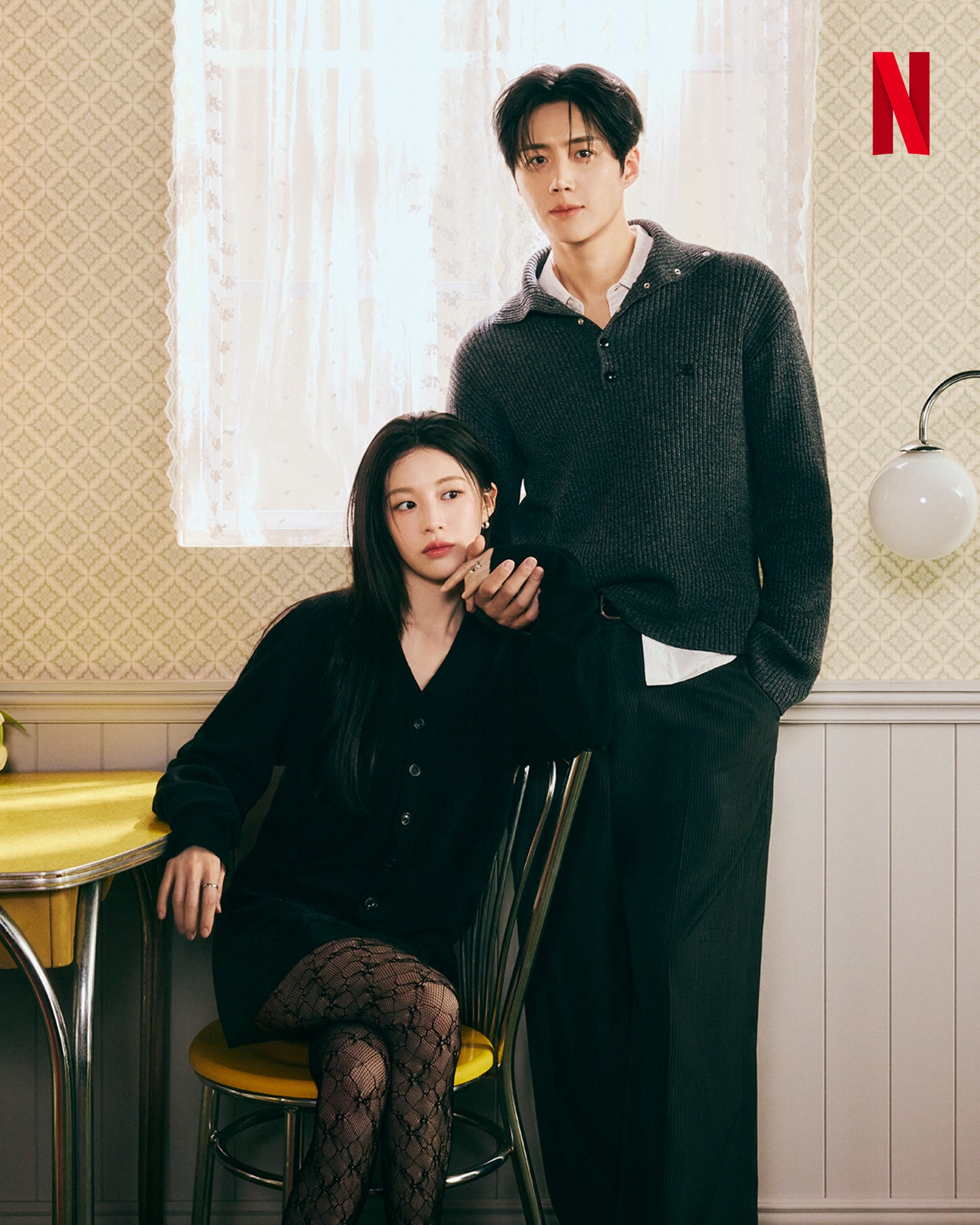 Khắp nơi đang nói về một nữ chính phim Hàn đẹp lộng lẫy siêu thực, nhưng lại chỉ thích mặc đồ tối giản- Ảnh 2.