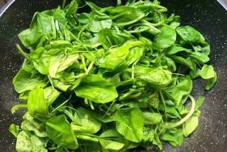 3 món "rau vàng" này cực tốt để ăn trước Tết: Dễ nấu lại bổ dương, dưỡng ẩm cho làn da, tăng cường miễn dịch- Ảnh 8.