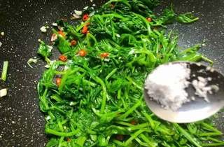 3 món "rau vàng" này cực tốt để ăn trước Tết: Dễ nấu lại bổ dương, dưỡng ẩm cho làn da, tăng cường miễn dịch- Ảnh 9.