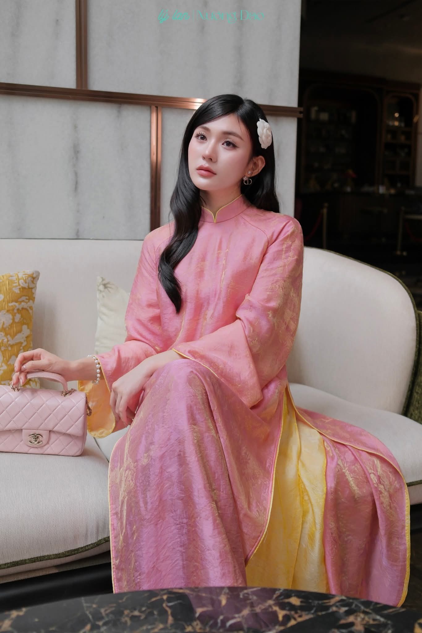 Bắt trend "phú bà" với phiên bản áo dài lụa satin bắt sáng: Giá chỉ từ 300k, nhìn thôi đã thấy chảnh- Ảnh 7.