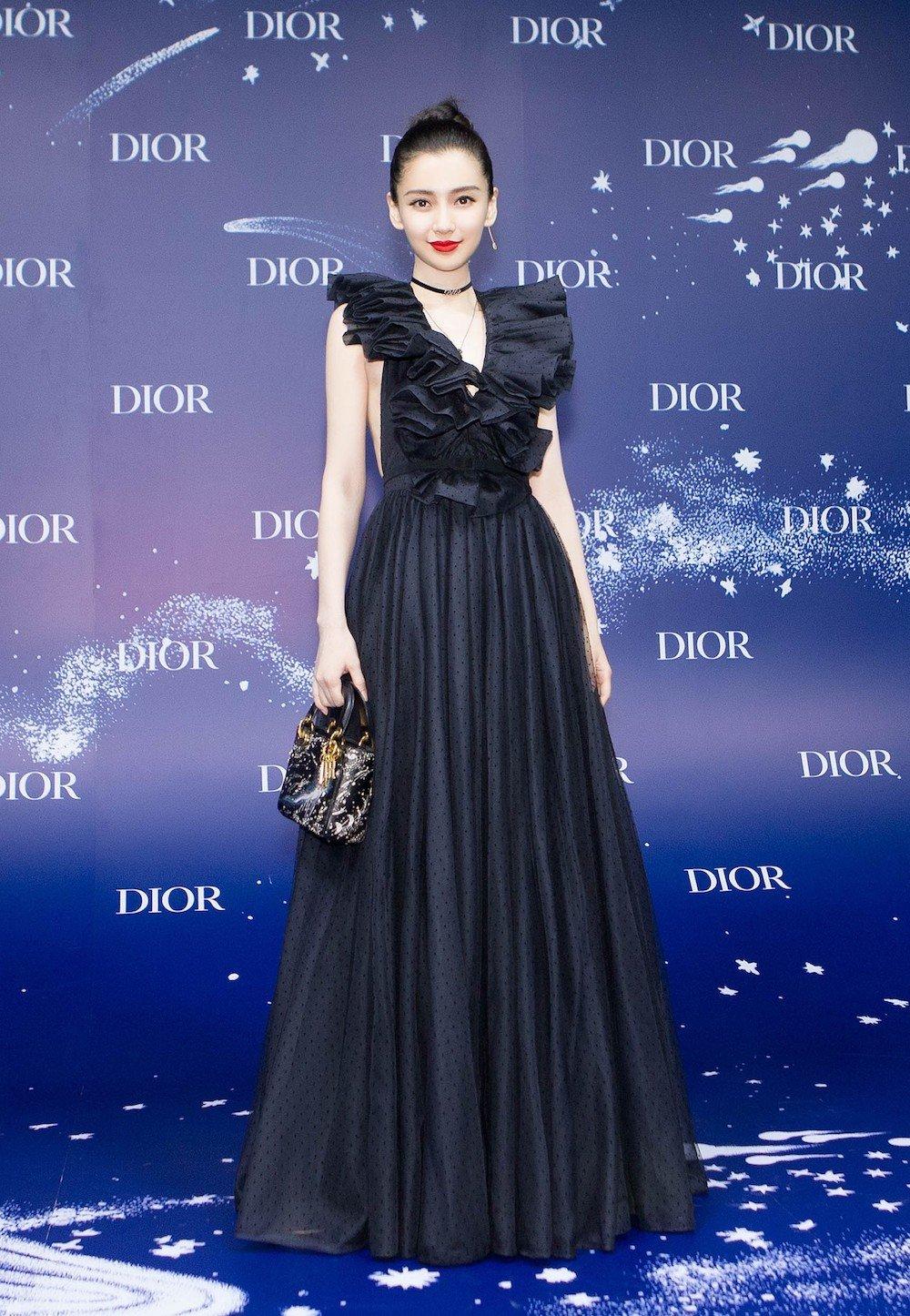 Địch Lệ Nhiệt Ba lại bị Dior xử tệ?- Ảnh 5.