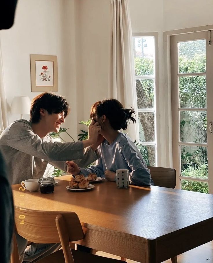 "Phụ nữ có tri thức, ngoại hình đều độc thân và độc lập