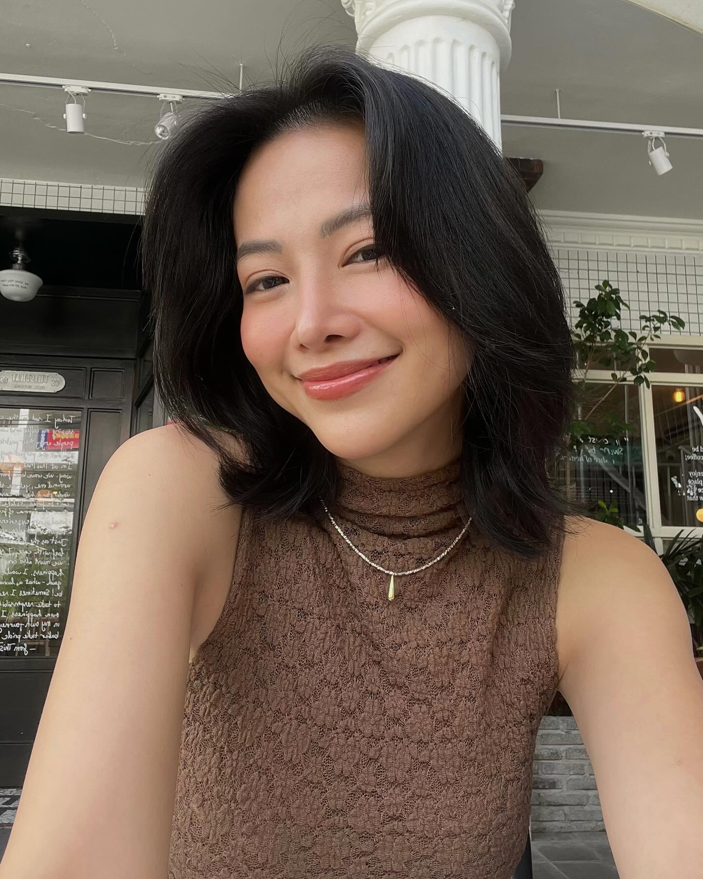 5 mỹ nhân Việt để tóc ngắn đẹp mê ly, ngắm là muốn đổi tóc ngay chứ không thích nuôi dài nữa- Ảnh 11.