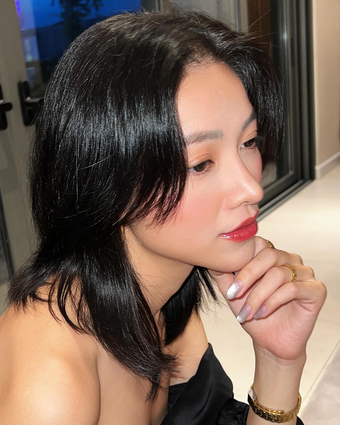 5 mỹ nhân Việt để tóc ngắn đẹp mê ly, ngắm là muốn đổi tóc ngay chứ không thích nuôi dài nữa- Ảnh 12.