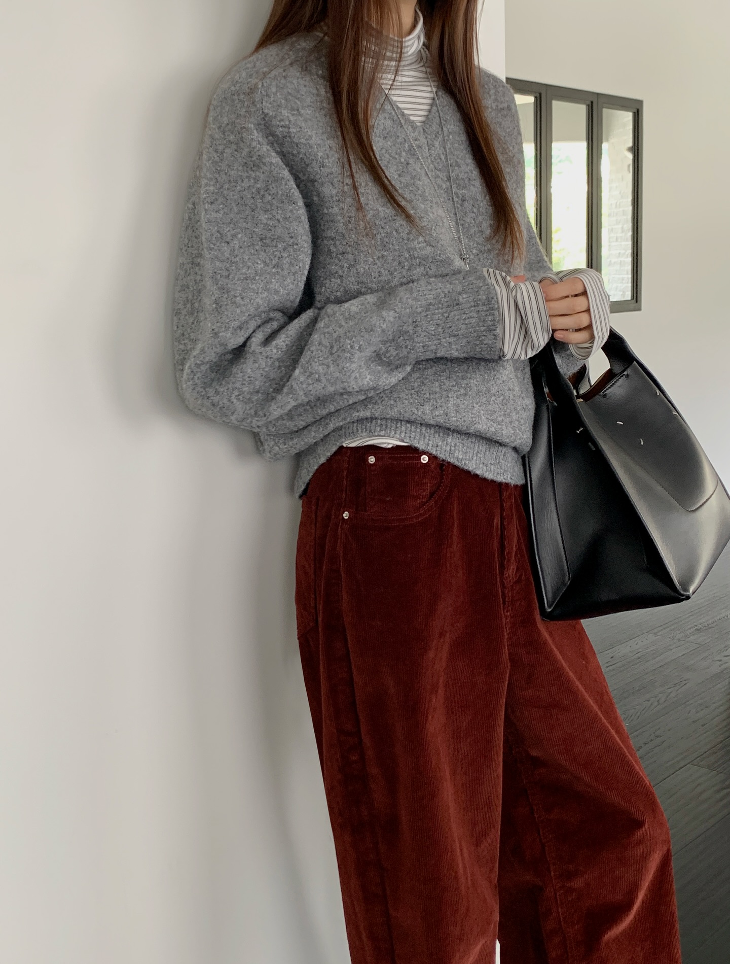 Hai tông màu trang phục đang "soán ngôi" đồ đen: Mặc lên nổi bật hơn nhưng sang trọng chẳng kém- Ảnh 3.