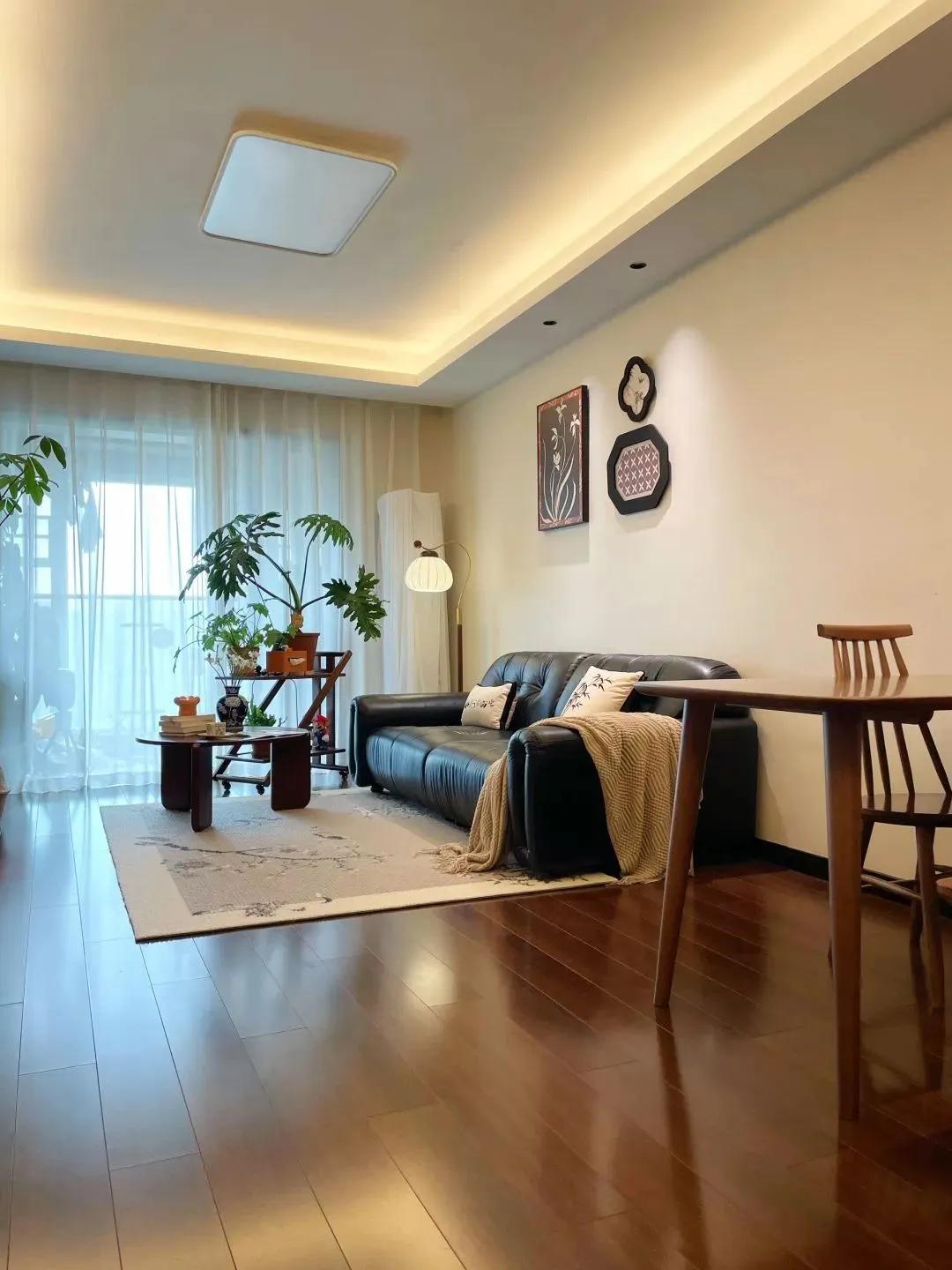 58 tuổi, bà nội trợ khiến mạng xã hội trầm trồ: Mỗi tuần tổng vệ sinh một lần, nhà lúc nào cũng sạch như mới- Ảnh 4.