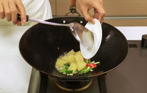 Thử nấu đậu phụ theo cách này đi, ngon tới mức cả nhà ăn sạch đĩa trong nháy mắt!- Ảnh 6.