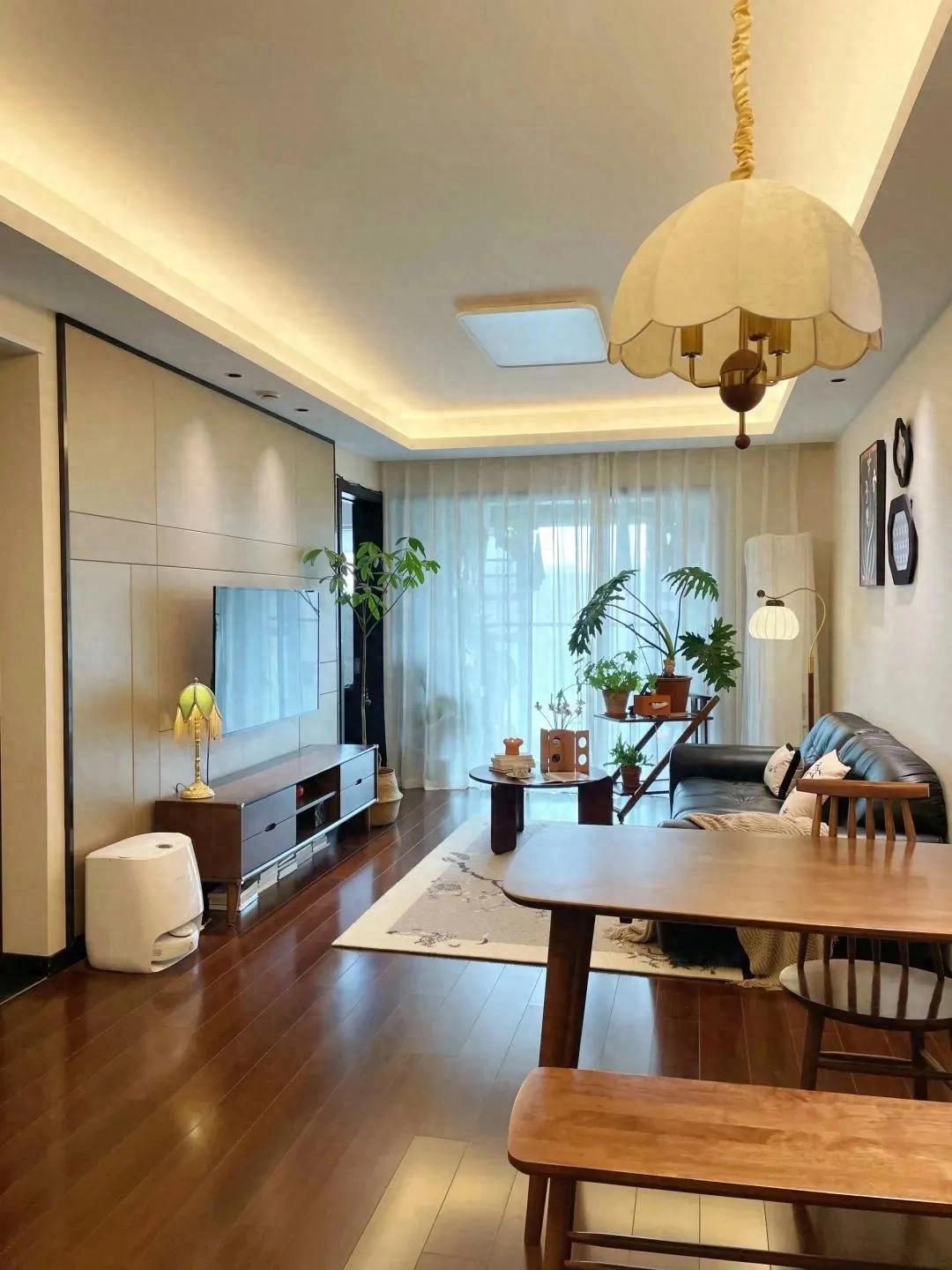 58 tuổi, bà nội trợ khiến mạng xã hội trầm trồ: Mỗi tuần tổng vệ sinh một lần, nhà lúc nào cũng sạch như mới- Ảnh 2.