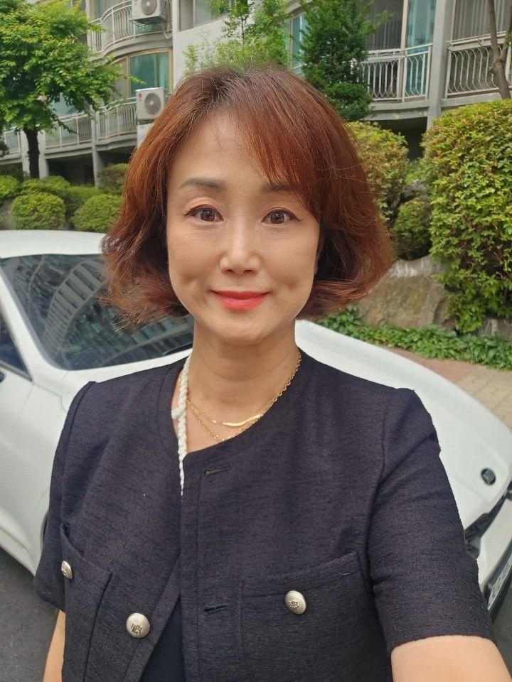 Phụ nữ U50 nói thật: Tôi không còn mơ làm giàu nhanh, chỉ cần không hoảng loạn vì tiền mỗi tháng- Ảnh 2. Phụ nữ U50 nói thật: Tôi không còn mơ làm giàu nhanh, chỉ cần không hoảng loạn vì tiền mỗi tháng- Ảnh 2.