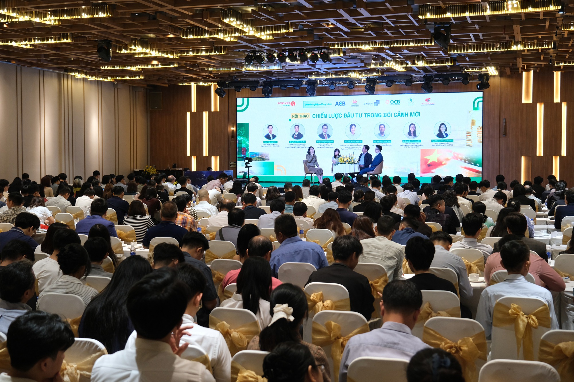 Chứng khoán Rồng Việt kỷ niệm 19 năm “Vững bền giá trị - Vững chắc tương lai”- Ảnh 1.