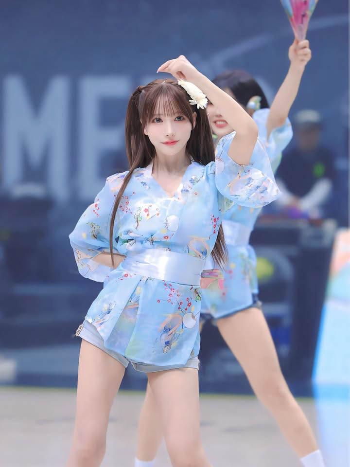 Yua Mikami khiến fan đổ gục vì nhan sắc thời hoàng kim- Ảnh 4.