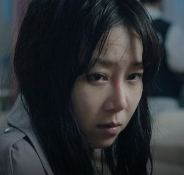 Mỹ nhân "mặt kim cương" làm mưa làm gió xứ Hàn lộ bằng chứng "dao kéo"?- Ảnh 3. Mỹ nhân "mặt kim cương" làm mưa làm gió xứ Hàn lộ bằng chứng "dao kéo"?- Ảnh 3.