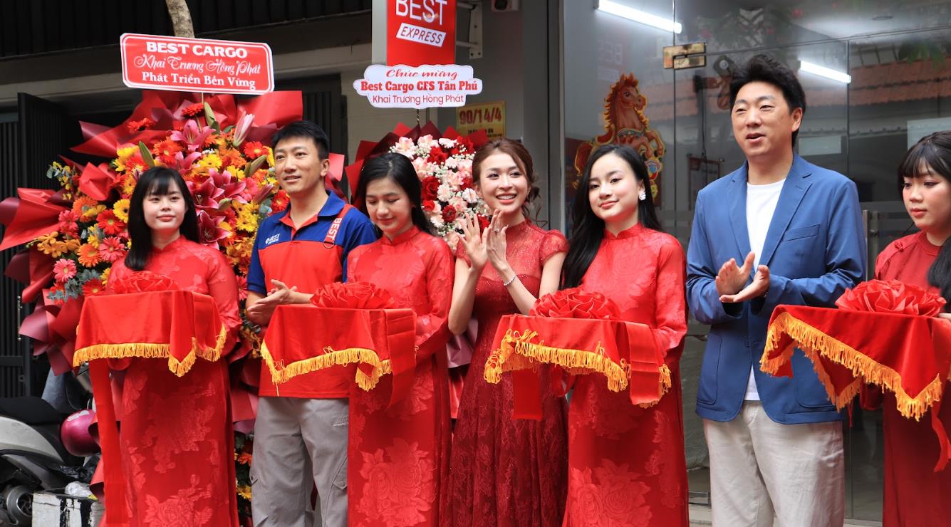 Câu chuyện về “giai nhân” vận hành bưu cục hàng cồng kềnh đầu tiên của BEST Express- Ảnh 2.
