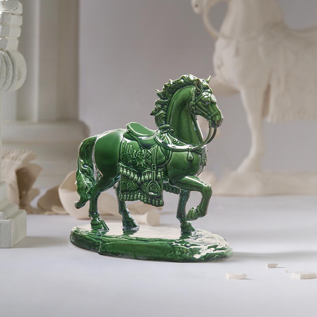 Tượng Ngựa Minh Long và cách nhìn mới về thành công dịp năm mới- Ảnh 2.