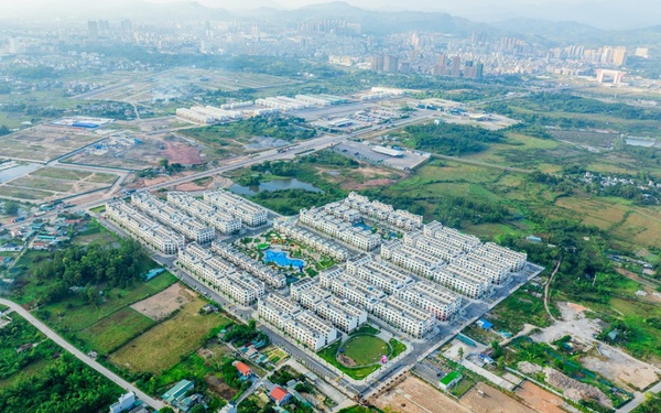 Cơ hội sở hữu nhà phố Vinhomes tại trung tâm Móng Cái với suất đầu tư thấp hơn chung cư Hà Nội- Ảnh 1.