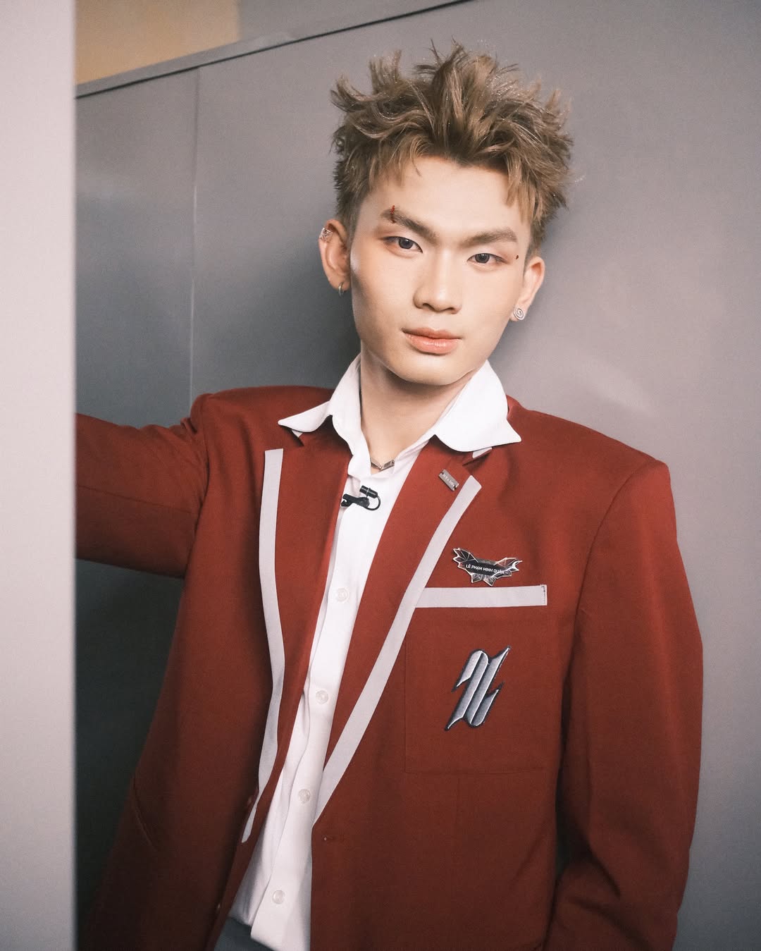 UPRIZE - Nhóm nhạc tân binh Vbiz muốn vươn tầm quốc tế nhưng tạo hình có đang quá lỗi thời?- Ảnh 12.